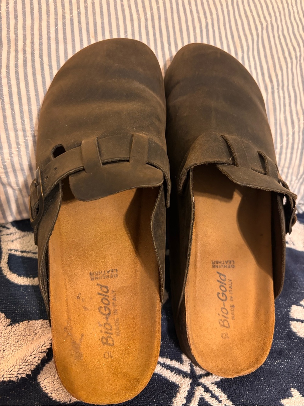 Women's Brown Leather Slip-On Clogs